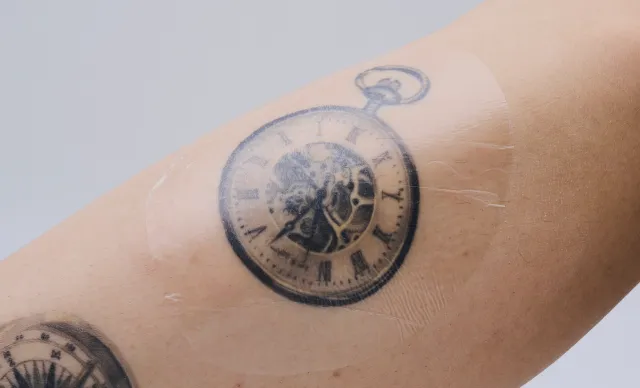 ドレッシングフィルム（透明シート）