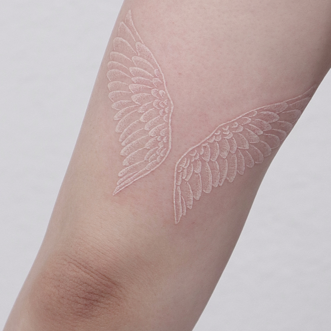 ホワイトタトゥー 5